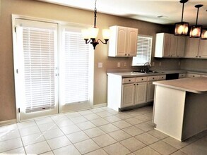 219 Sparkleberry Ln in Ladson, SC - Building Photo - Building Photo