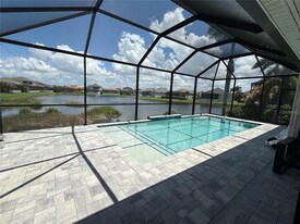 5827 Inspiration Terrace in Bradenton, FL - Building Photo