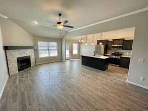 18221 Autumn Grove Dr in Edmond, OK - Building Photo - Building Photo