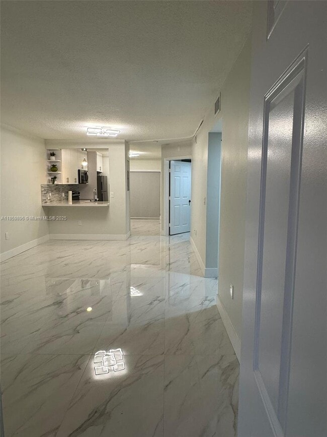 7930 NW 7th St in Pembroke Pines, FL - Building Photo - Building Photo