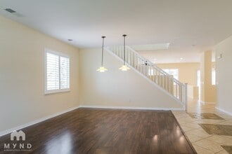 807 Via Bahia in San Marcos, CA - Building Photo - Building Photo