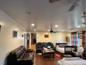 21917 Hogan Ave in Reedley, CA - Building Photo - Building Photo