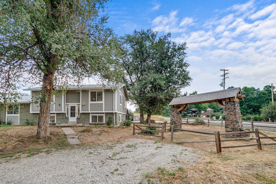 1320 Youngfield St, Unit 3 in Golden, CO - Building Photo