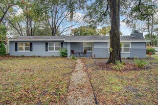 403 Palm Springs Dr in Longwood, FL - Building Photo