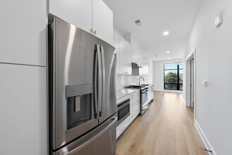 615 Daniels St in Raleigh, NC - Building Photo - Building Photo