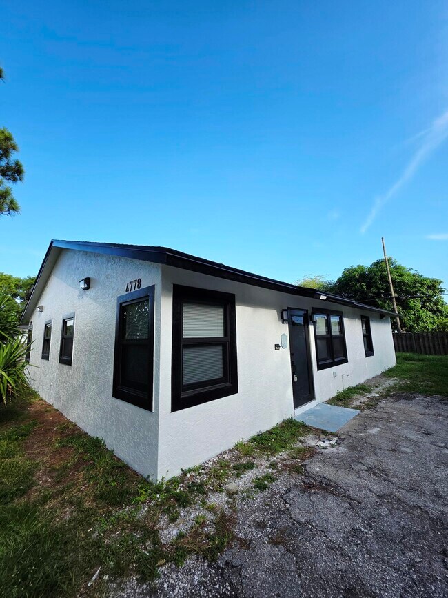 property at 4778 Carver St
