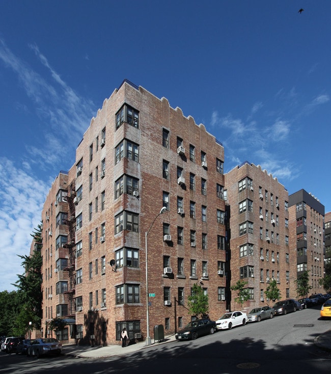 480 W 187th St in New York, NY - Building Photo - Building Photo