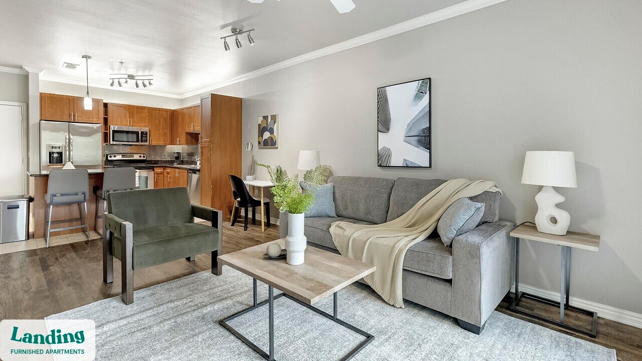 15777 Quorum Dr in Addison, TX - Building Photo