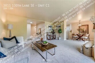 3811 130th Ln SE, Unit Unit C1 in Bellevue, WA - Building Photo - Building Photo