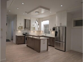 15432-15426 26 Ave in Surrey, BC - Building Photo - Building Photo