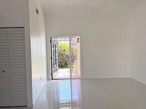 12237 SW 210th St in Miami, FL - Building Photo - Building Photo