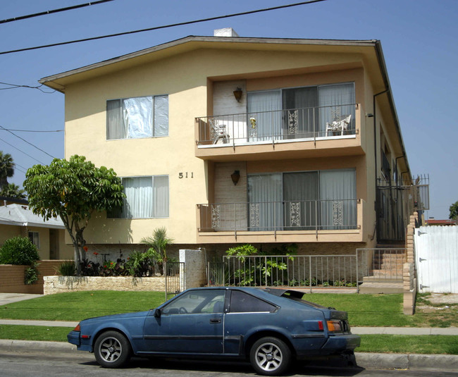 511 W Hyde Park Blvd in Inglewood, CA - Building Photo - Building Photo