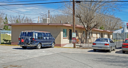 148 S Glenwood St in El Paso, TX - Foto de edificio - Building Photo