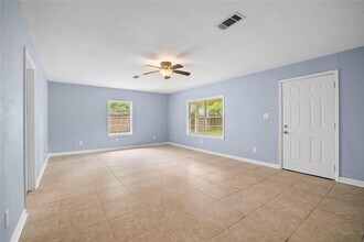 20339 Pin Oak Loop in New Caney, TX - Building Photo - Building Photo