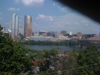 10 E Sycamore St in Pittsburgh, PA - Foto de edificio