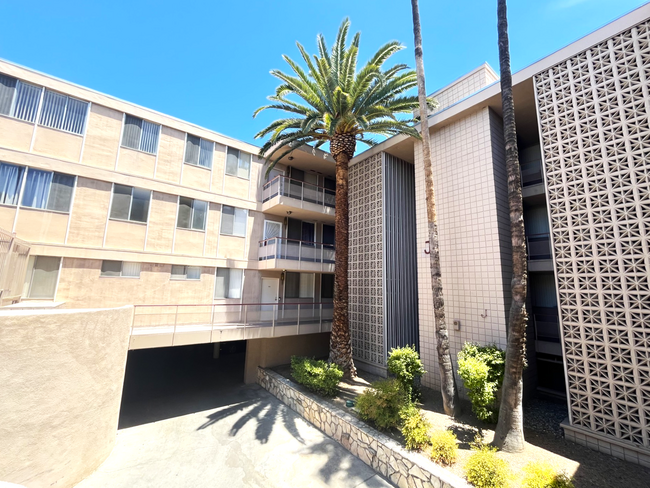 property at 6979 Palm Ct