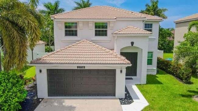 property at 2738 Misty Oaks Cir