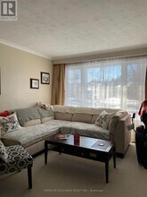 37 Tremelly Crescent in Toronto, ON - Building Photo - Building Photo