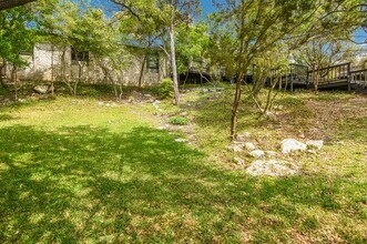 6304 Whitemarsh Valley Walk in Austin, TX - Building Photo - Building Photo