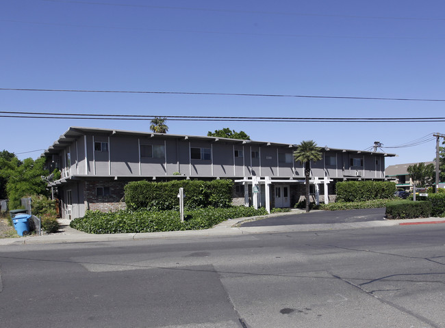 Driftwood Apartments in Yuba City, CA - Building Photo - Building Photo