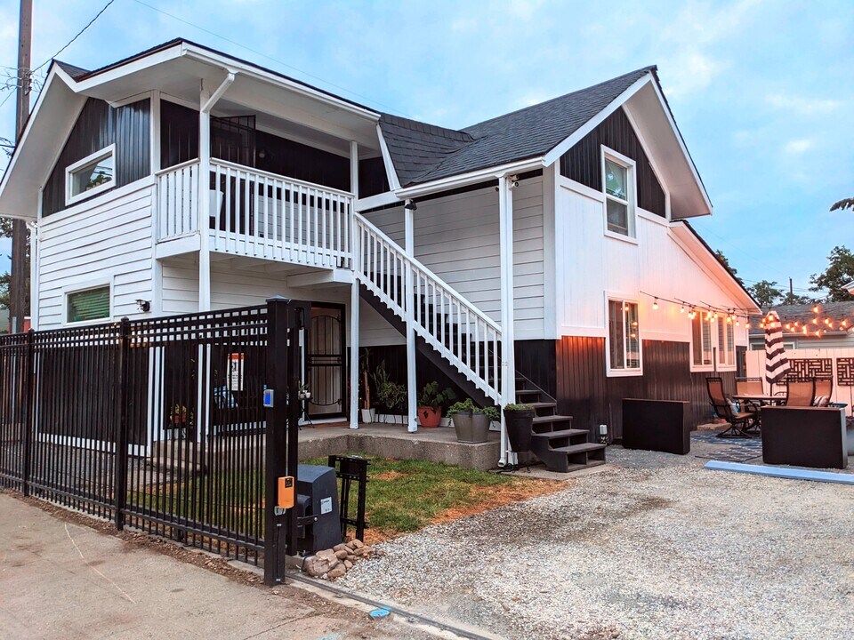 912 N Chestnut St, Unit Gated unit downtown in Spokane, WA - Foto de edificio
