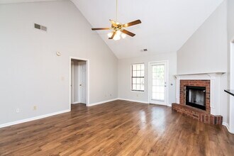 10824 Ridgefield Dr in Olive Branch, MS - Building Photo - Building Photo