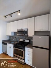 2838 W Palmer St, Unit 310 in Chicago, IL - Building Photo - Building Photo