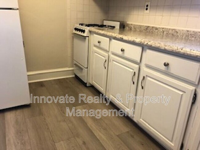 7950 Oxford Ave in Philadelphia, PA - Building Photo - Building Photo