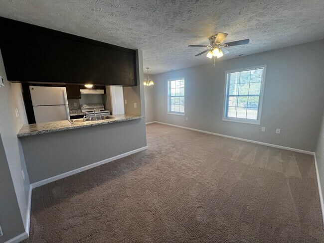 1409 Ireland Dr in Fayetteville, NC - Building Photo - Building Photo