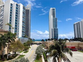 17560 Atlantic Blvd in Sunny Isles Beach, FL - Building Photo