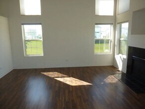 1040 Montego Bay Ct in Romeoville, IL - Building Photo - Building Photo