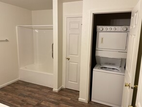 1111 Silver St, Unit 2 in Rapid City, SD - Building Photo - Building Photo