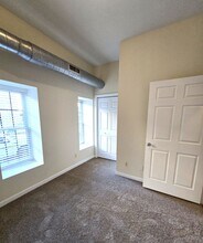 401 S Eden St in Baltimore, MD - Building Photo - Building Photo