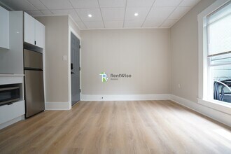 142 Dorchester St in Boston, MA - Building Photo - Building Photo