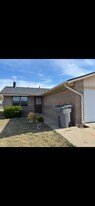2508 NE Dearborn Ave in Lawton, OK - Building Photo