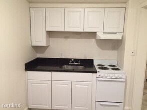 195 Thomas E. Burgin Pkwy in Quincy, MA - Building Photo - Building Photo