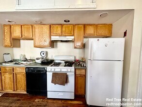 20 Highgate St, Unit 1 in Boston, MA - Building Photo - Building Photo