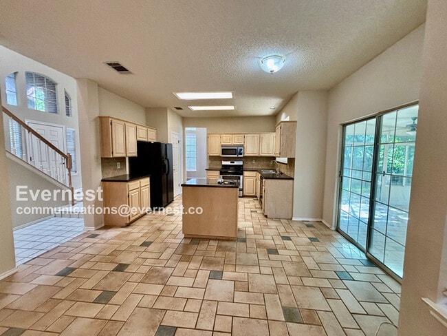 property at 2303 Mockingbird Dr