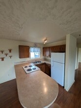 275 NE Tohomish St in White Salmon, WA - Building Photo - Building Photo