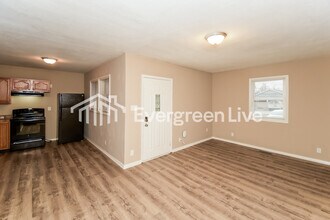 1119 Waldemere Ave in Indianapolis, IN - Foto de edificio - Building Photo