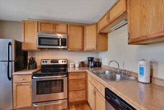 4957 Arsenal St in St. Louis, MO - Foto de edificio - Building Photo