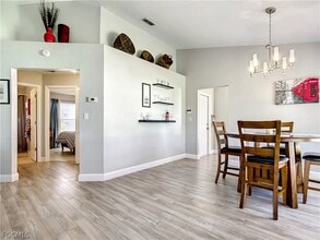 13633 Admiral Ct in Ft. Myers, FL - Building Photo - Building Photo