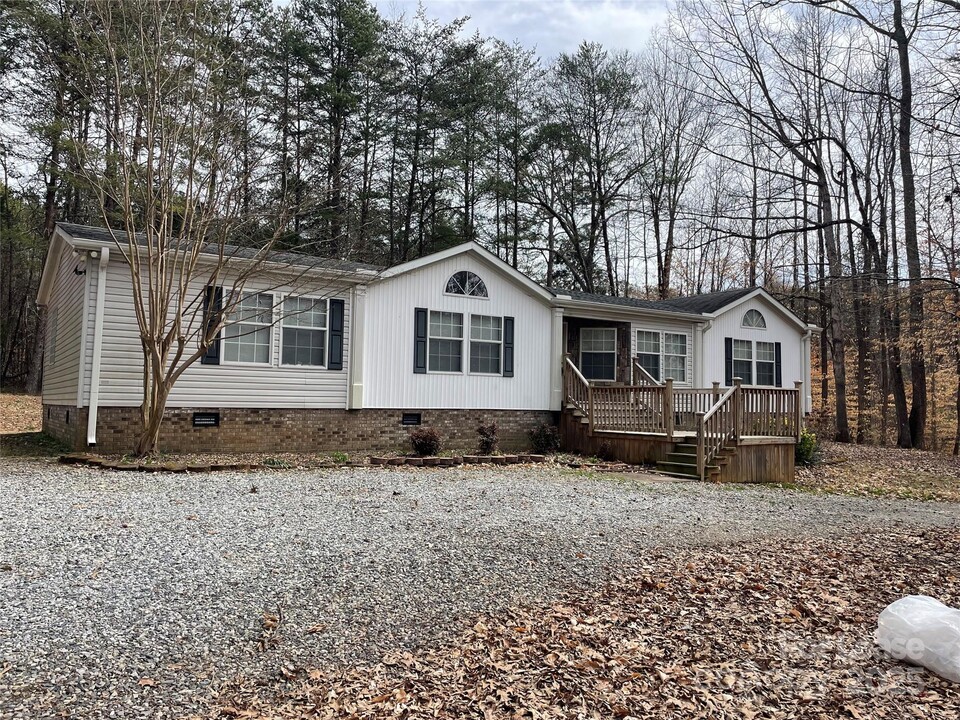 480 Shady Creek Dr in Rockwell, NC - Building Photo