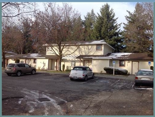 Elmwood Apartments in Okanogan, WA - Foto de edificio