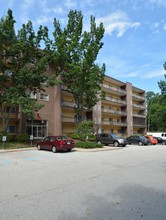 Main Line Berwyn Apartments in Berwyn, PA - Building Photo - Building Photo