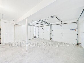 12006 Smalley Ave in Grandview, MO - Building Photo - Building Photo