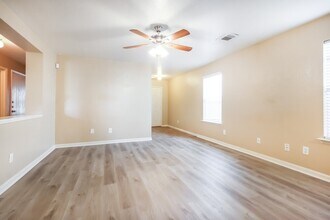 11422 Seven Sisters Dr in Tomball, TX - Building Photo - Building Photo