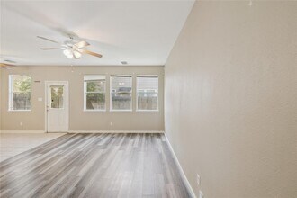 16635 Newglen Ln in Houston, TX - Building Photo - Building Photo