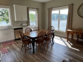 579 Bella Vista Dr, Unit Serene Lakeside Retreat in Jackson, MO - Building Photo - Building Photo