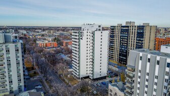 Axis Tower in Edmonton, AB - Building Photo